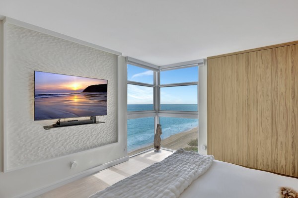 ROYAL Queen Wall Bed 13