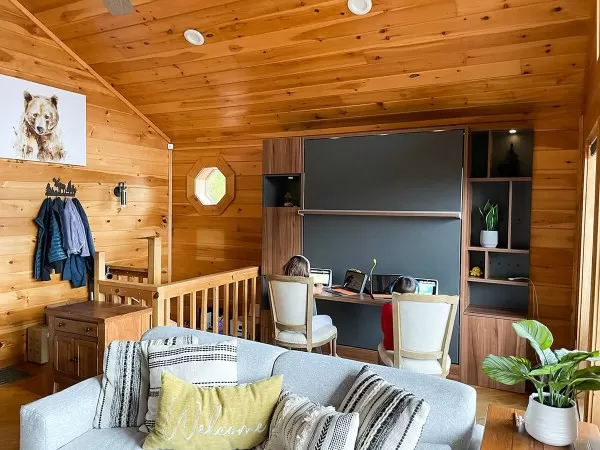 Royal Queen Wall Bed With Desk 45