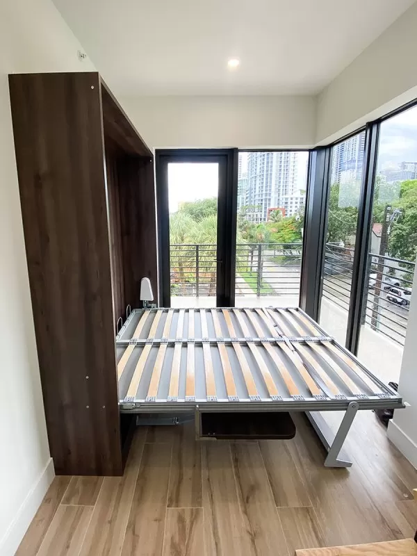 Royal Queen Wall Bed With Desk 86