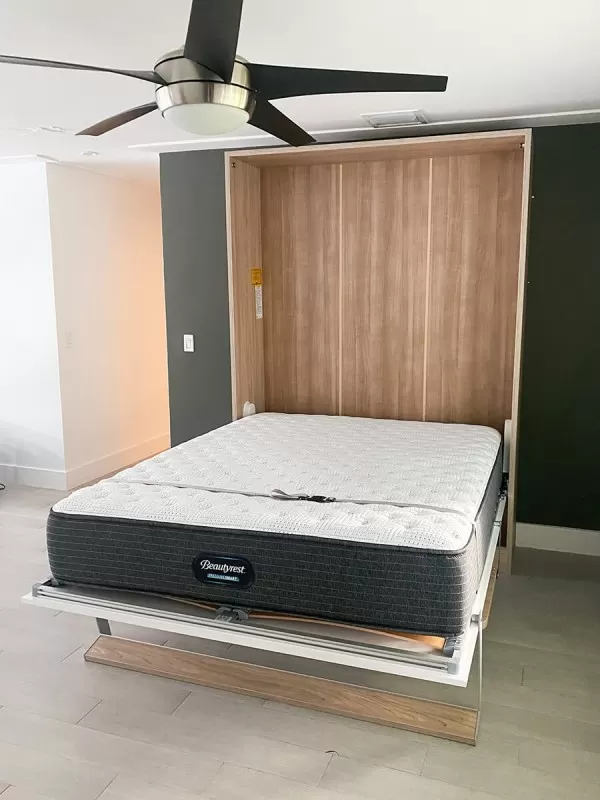 Royal Queen Wall Bed With Desk 93