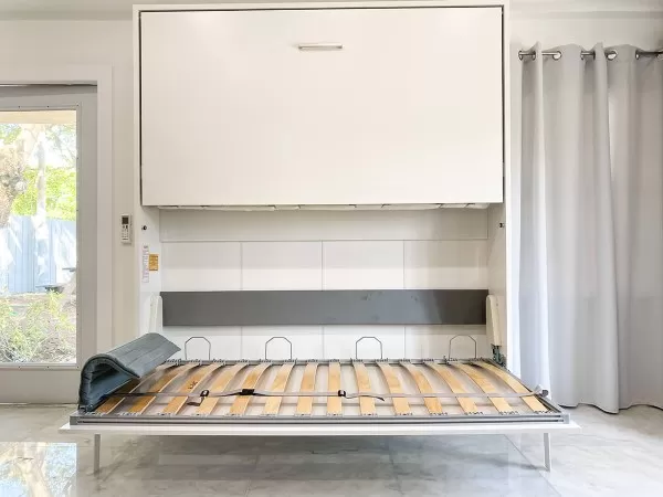 Pensiero Twin Wall Bunk Bed 77