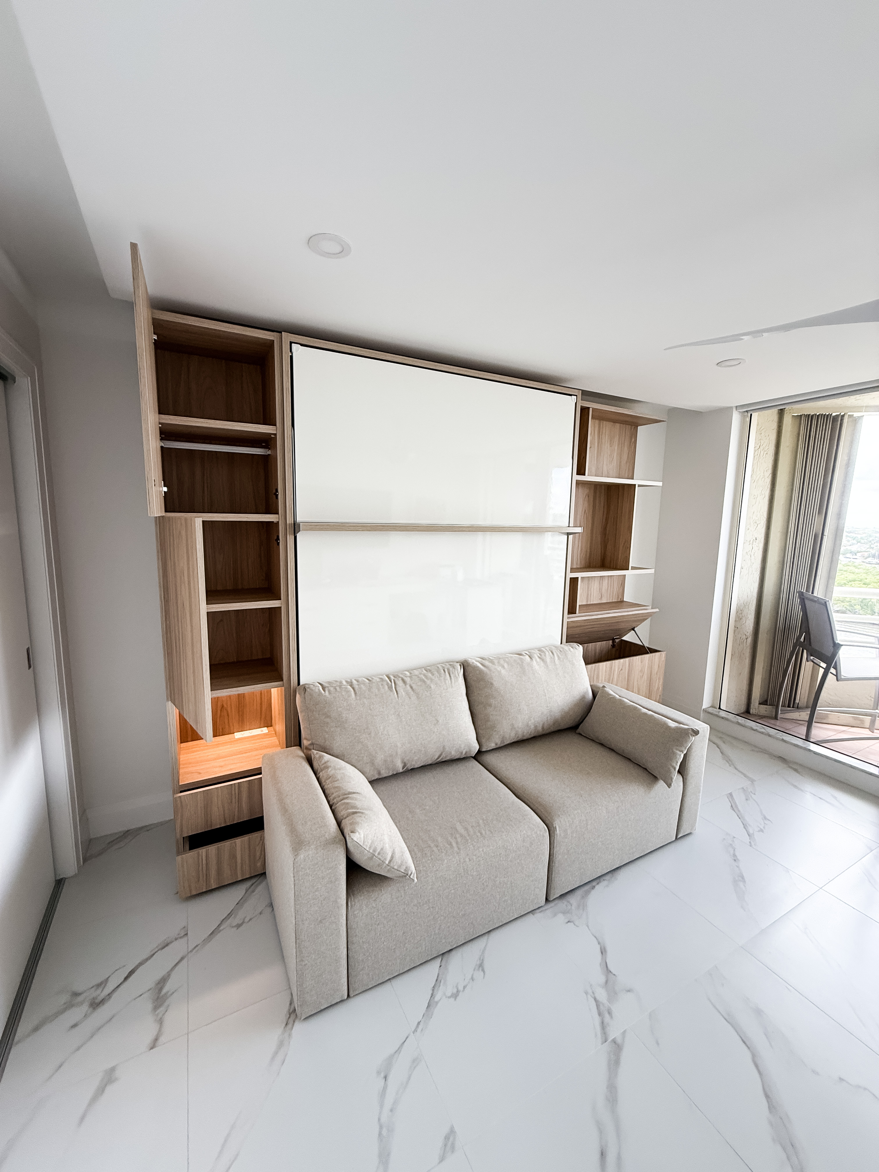 Royal Queen Wall Bed