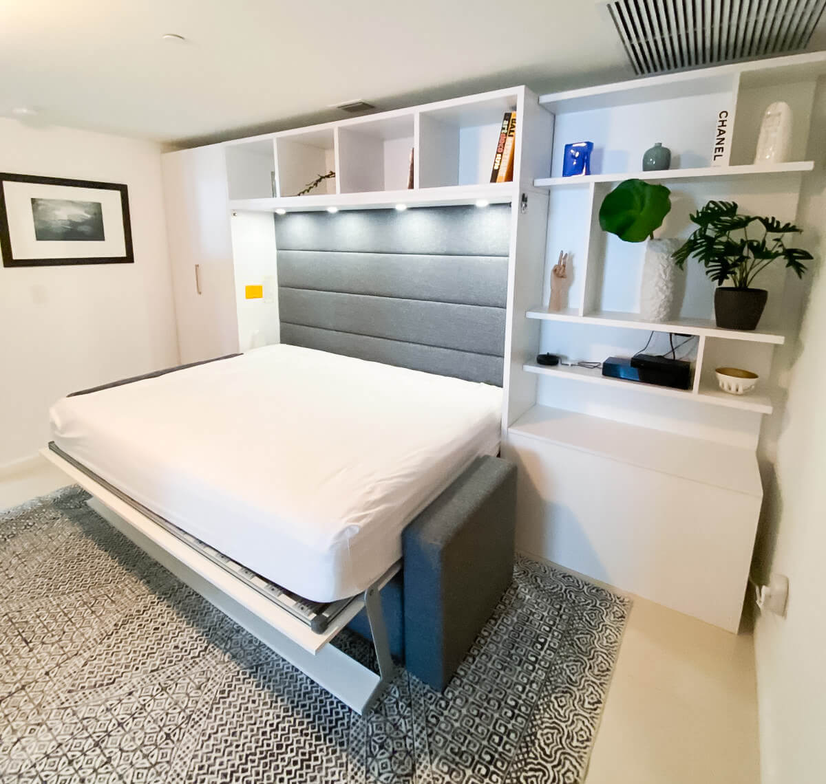 Royal Horizontal Queen Wall Bed