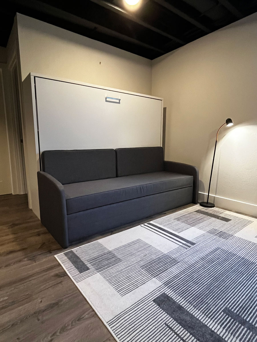 Royal Queen Wall Bed